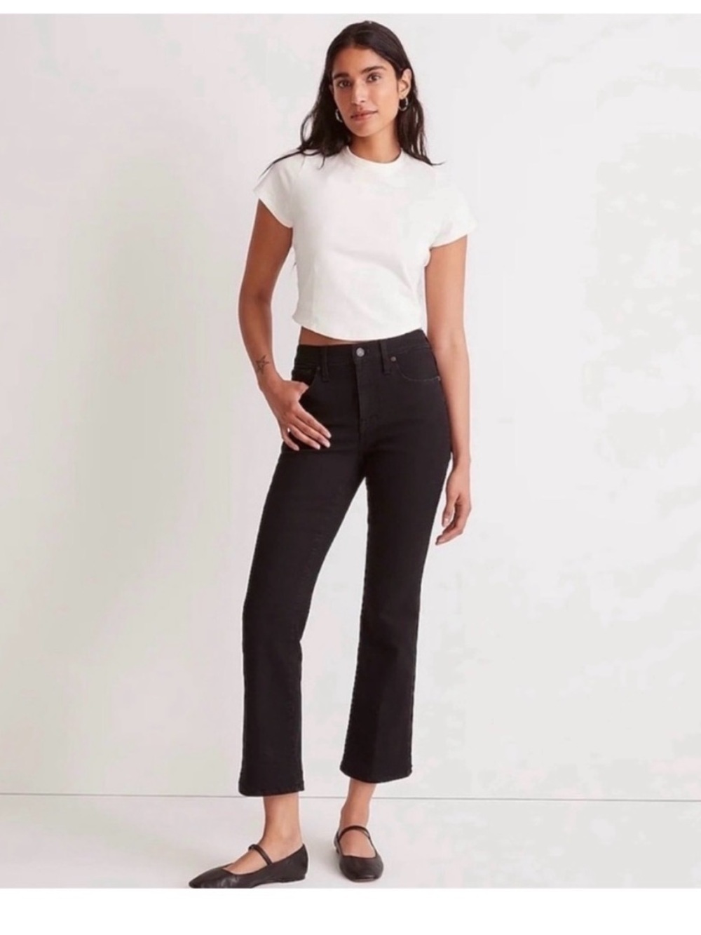 Madewell Mid Rise Kick Out Jeans Size 25 petite Black Flare Leg Crop